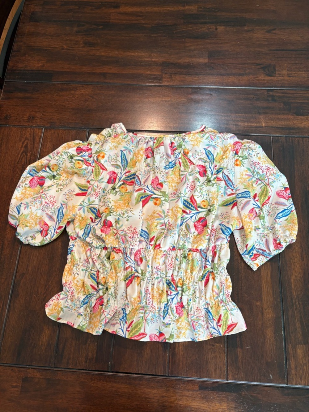 Rose + Olive Floral Smocked Peplum Blouse Size L - Picture 5 of 5